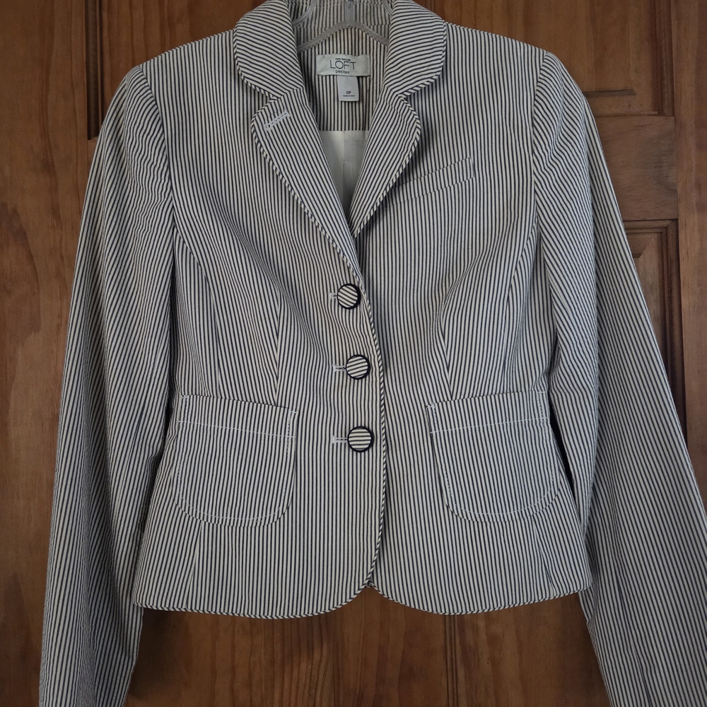LOFT Women's Striped Blazer - Navy and White
